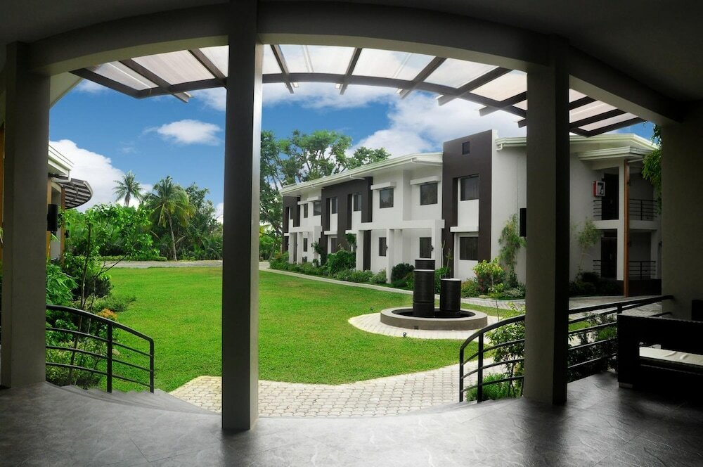 Фото Ariana Hotel