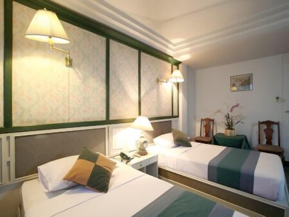 Фото Highway Hotel