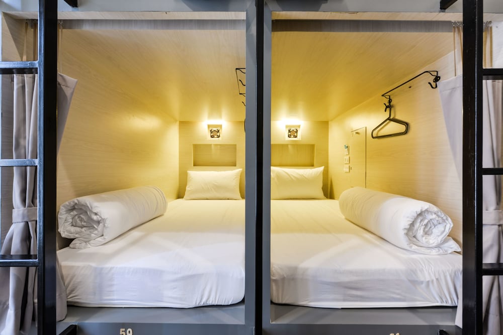 Фото The Cube Hostel
