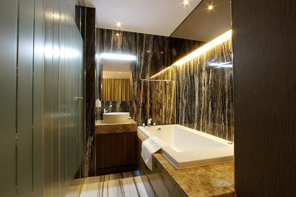 Фото Royal Prime Hotel