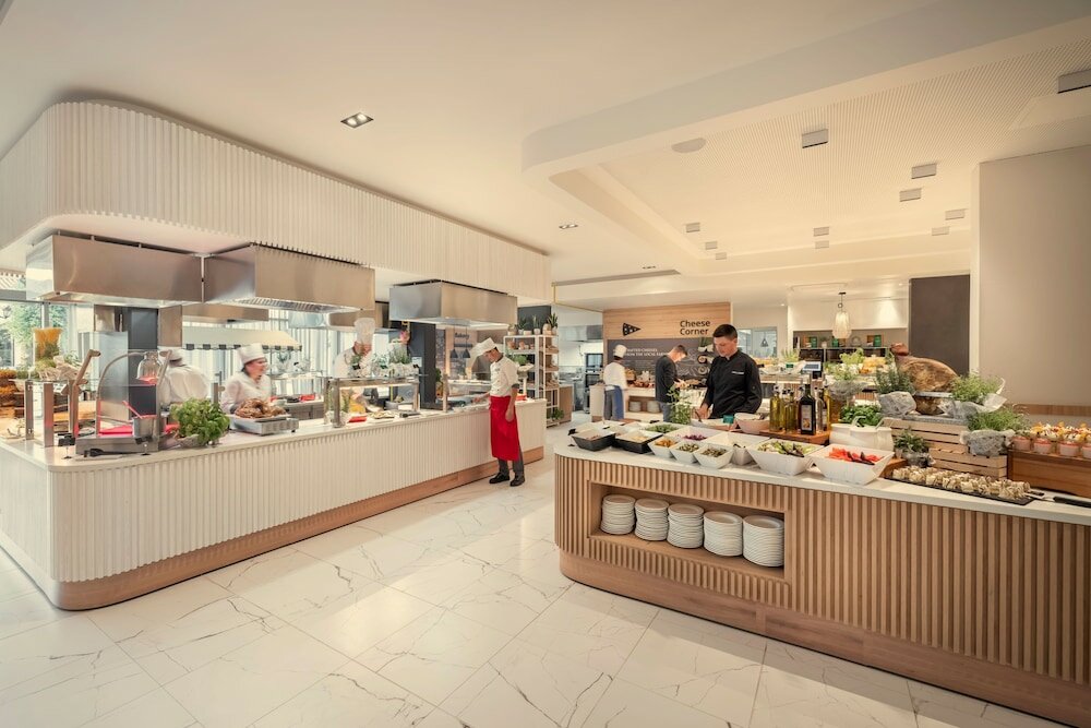 Фото Tirena Sunny Hotel by Valamar