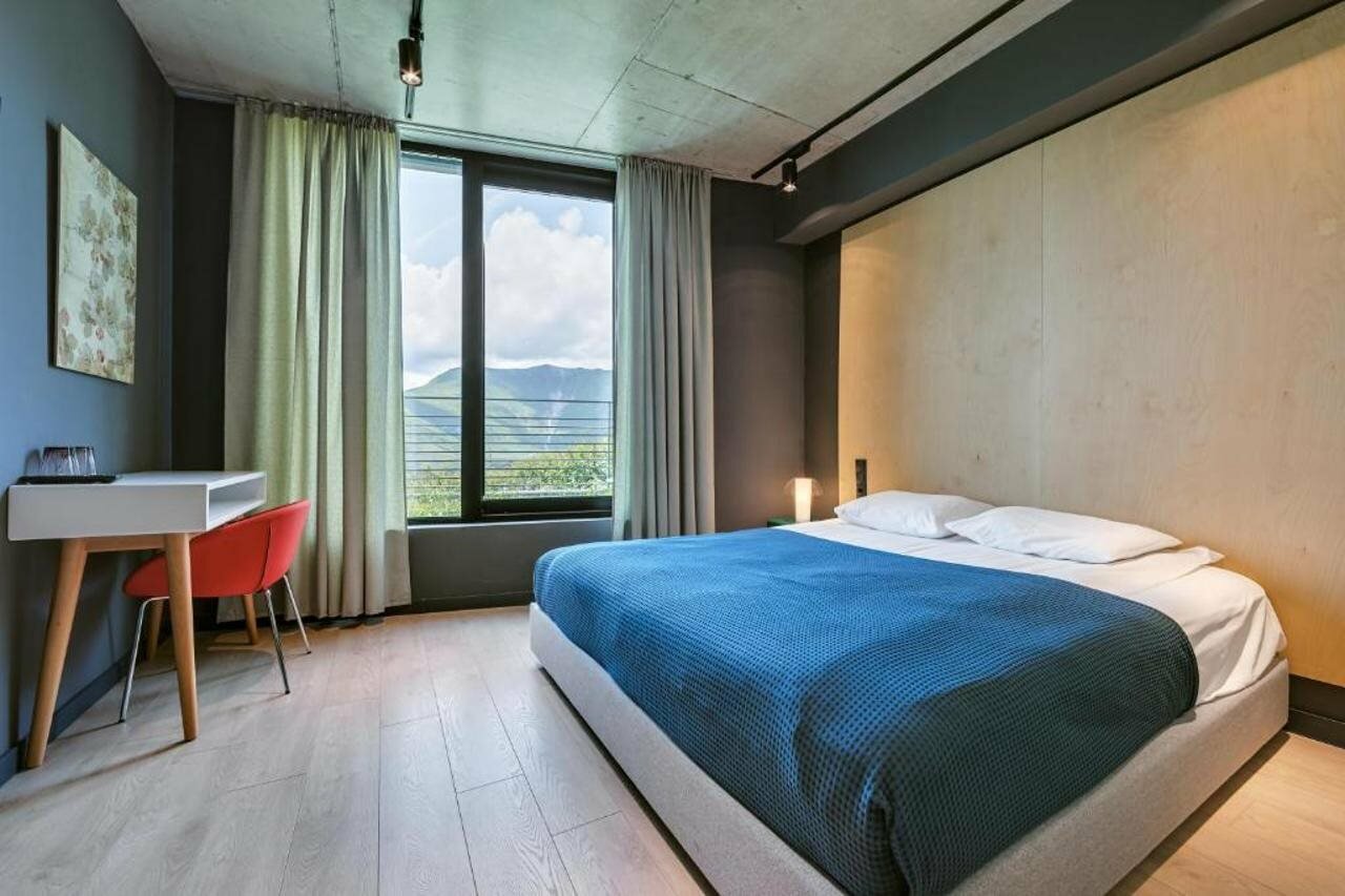 Фото отеля 2