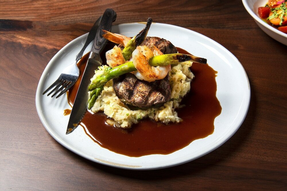 Фото Kimpton Schofield Hotel, an Ihg Hotel