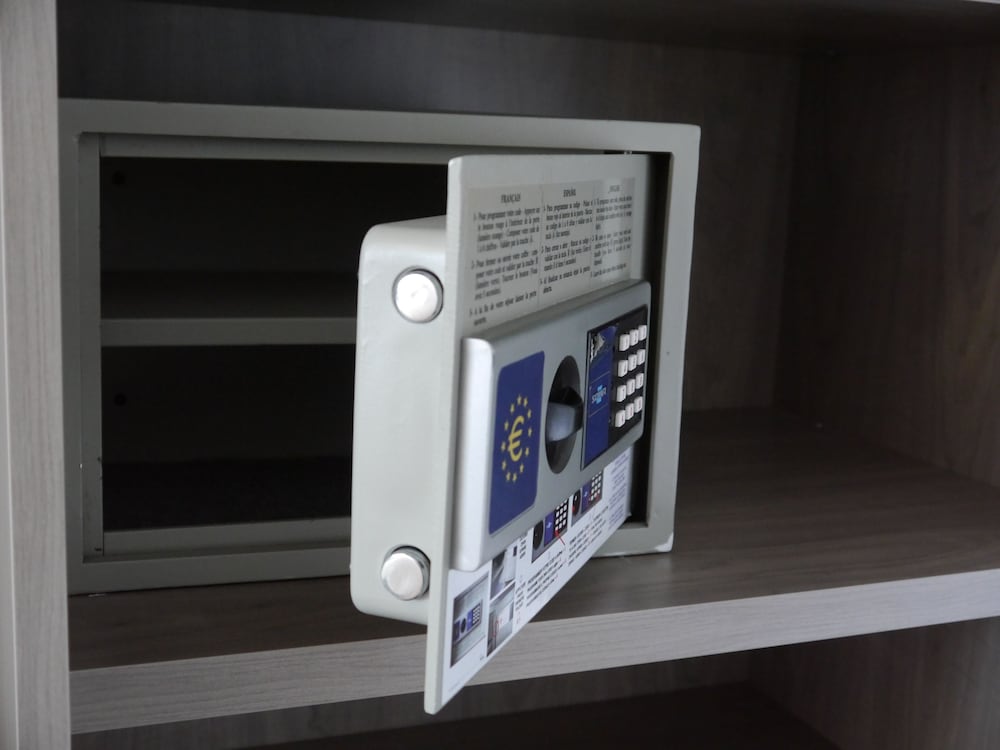 Фото Hotel Saint Sauveur