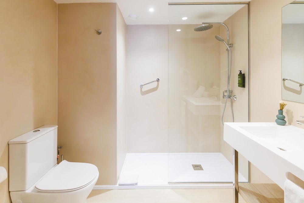 Фото Hotel Alondra