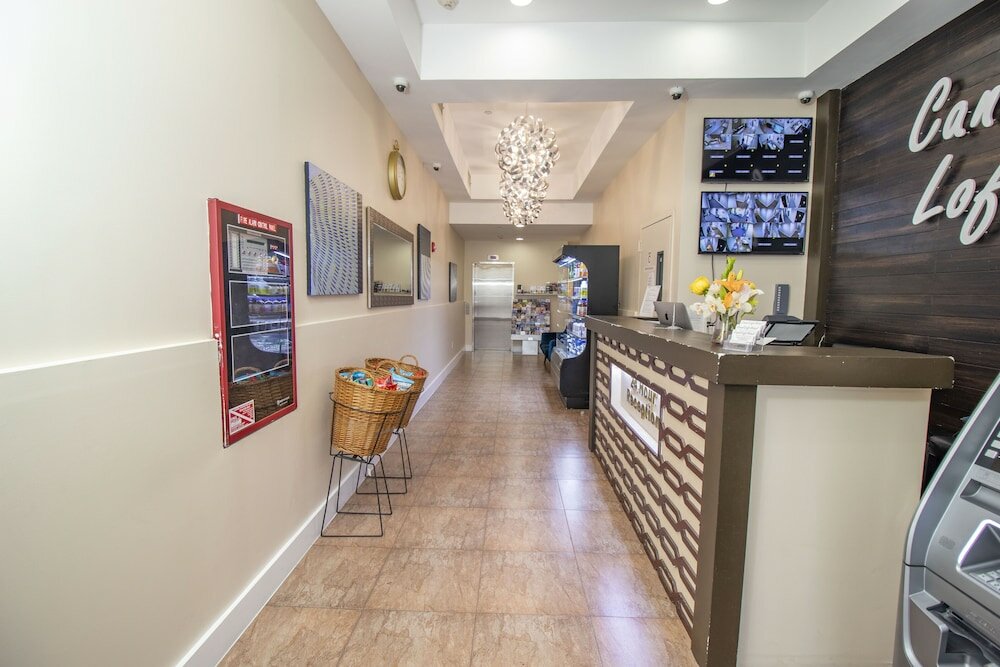 Фото Canal Loft Hotel