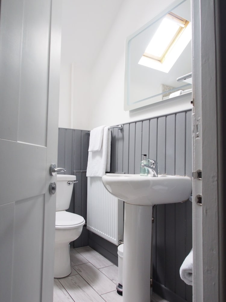 Фото Ravenscraig Guest House