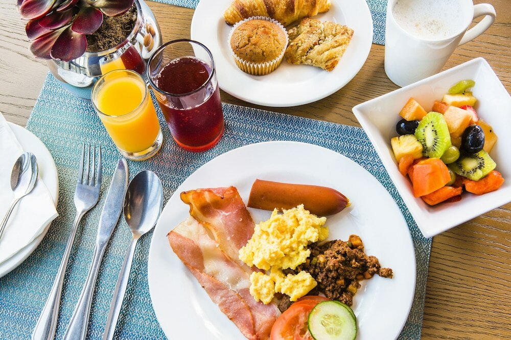 Фото Holiday Inn Express Sandton Woodmead, an Ihg Hotel