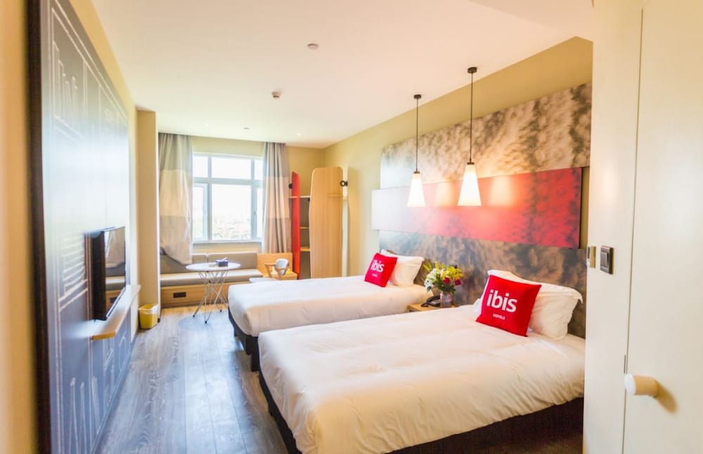 Фото Ibis Wenzhou University Hotel