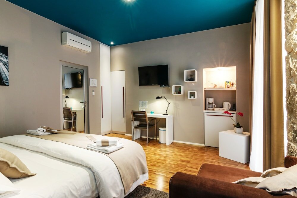 Фото Riva Luxury Rooms