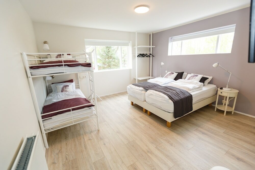 Фото Súlur Guesthouse 1