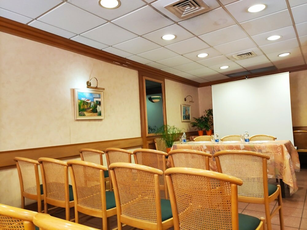 Фото Hôtel Hélianthe