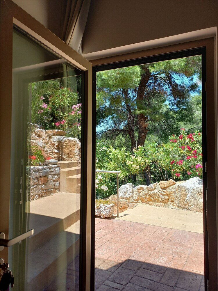 Фото Core Luxury Suites