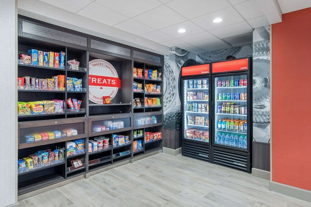 Фото Hampton Inn & Suites Ruidoso Downs