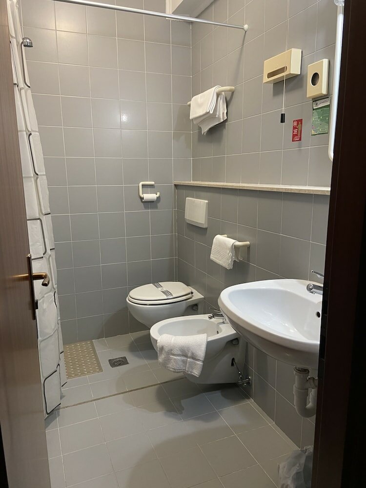 Фото Hotel Caldin's