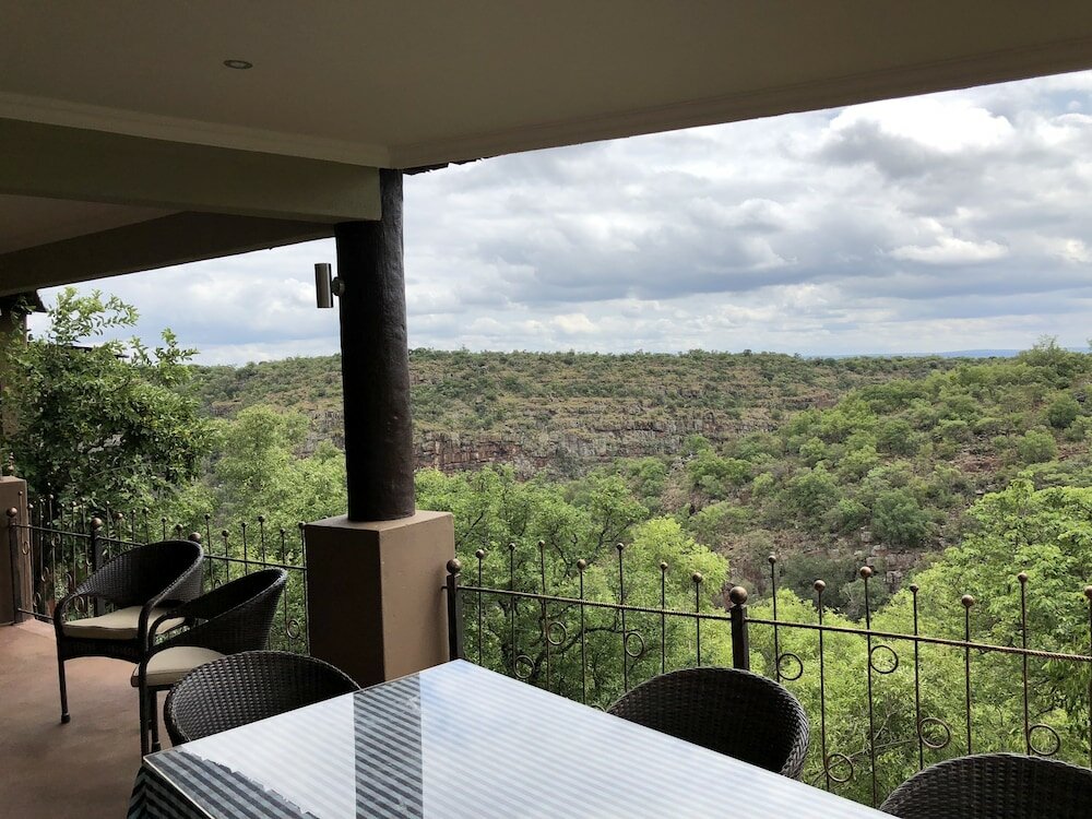 Фото Leopards Rock Bush Boutique