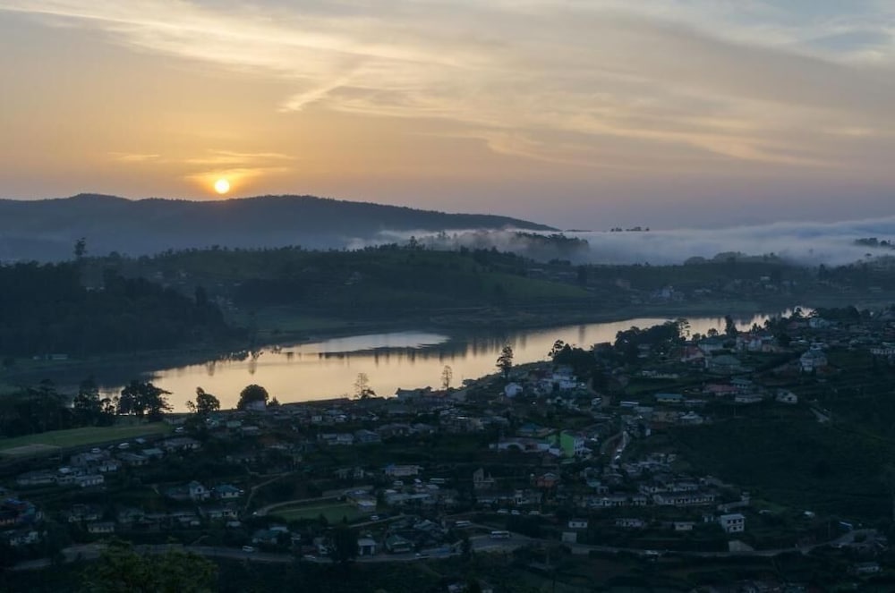 Фото Hill Pride City Hotel