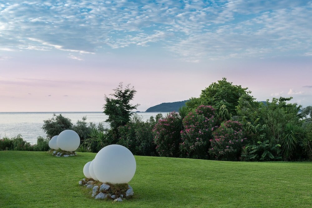 Фото Kassandra Bay Resort, Suites & SPA