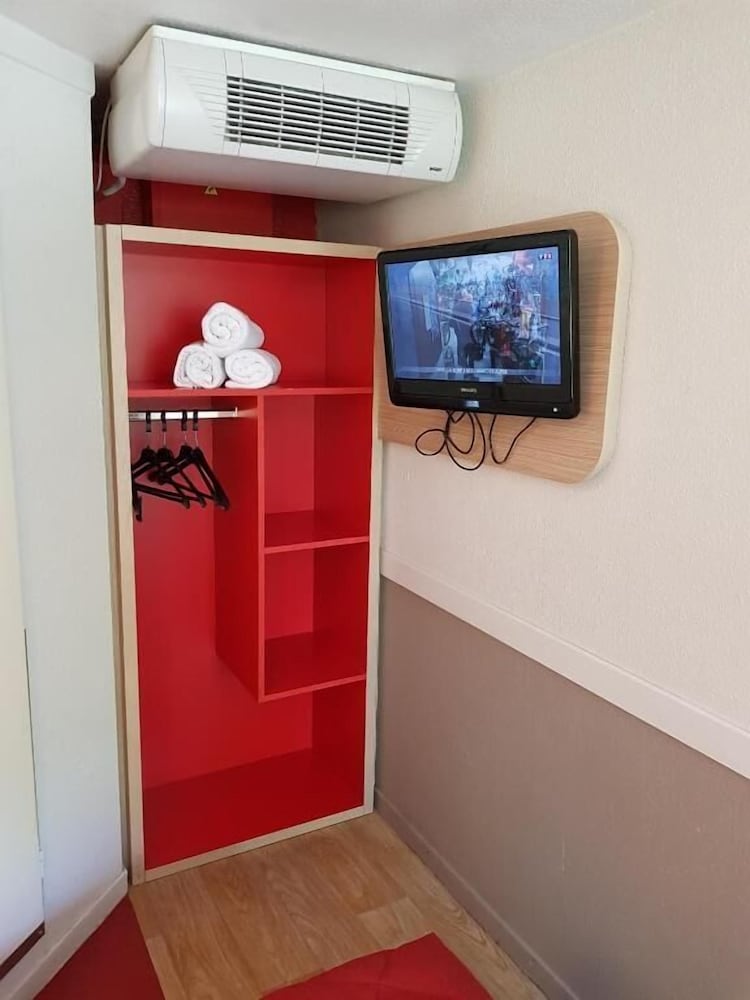 Фото Première Classe Lyon Ouest  Tassin