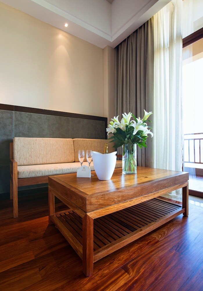 Фото Landmark Mekong Riverside Hotel