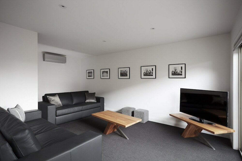 Фото Mansi on Raymond