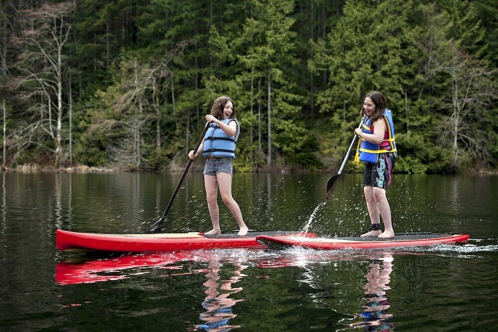 Фото Crash Hotel Squamish