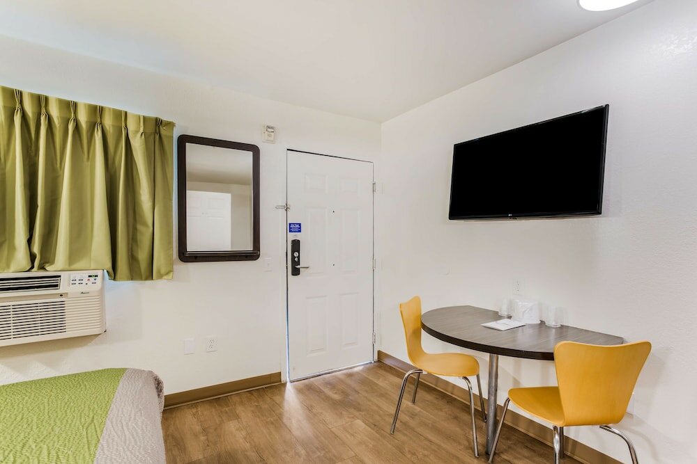 Фото Motel 6 Jacksonville, Fl - South