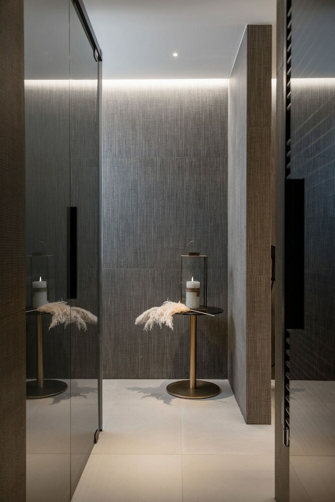 Фото We Me Suite Hotel