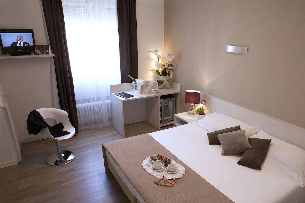 Фото Hotel Mennini