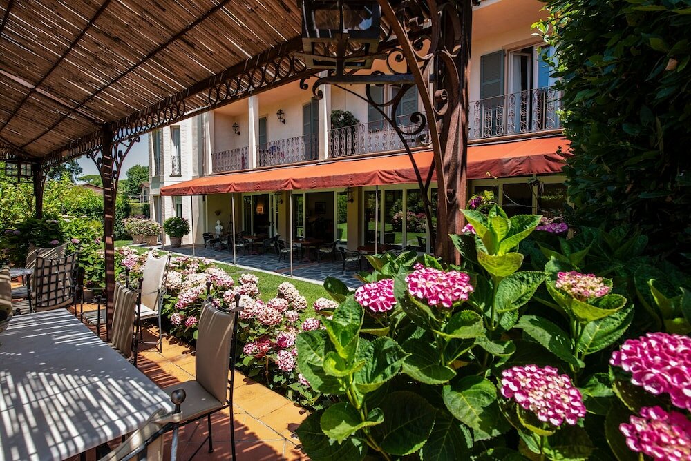 Фото Hotel Franceschi — Villa Mimosa