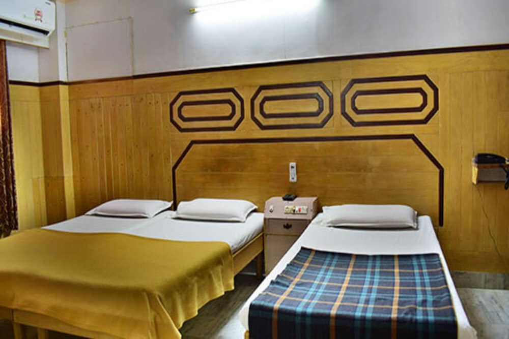 Фото Hotel Ramakrishna