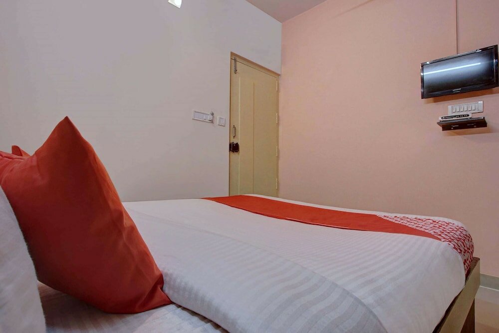 Фото Oyo 24259 Hotel Blue Inn