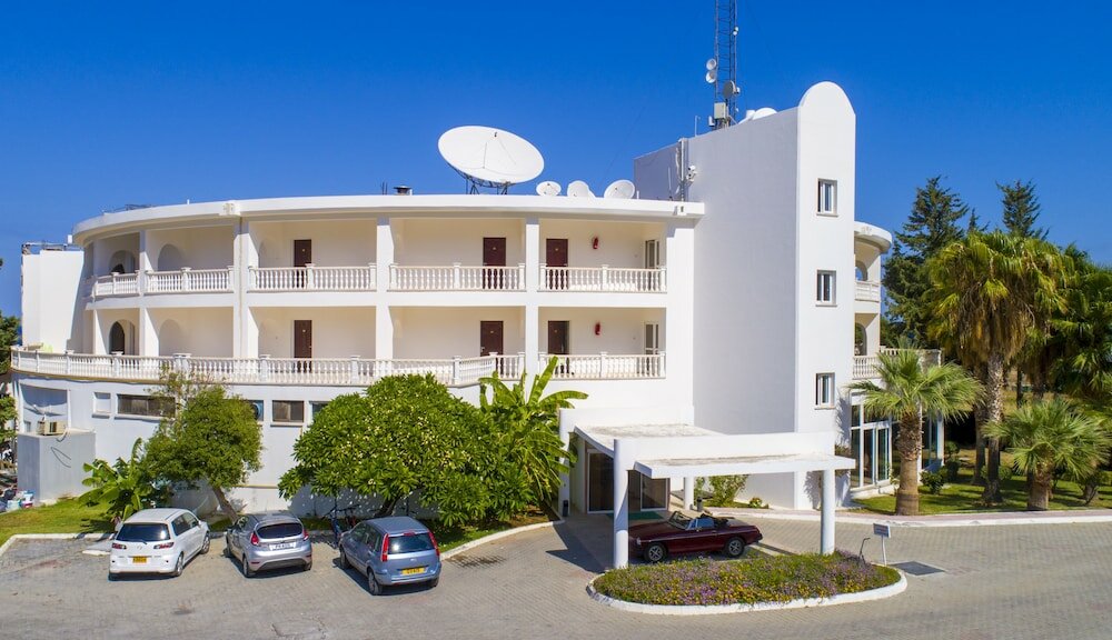 Фото Hotel Sempati