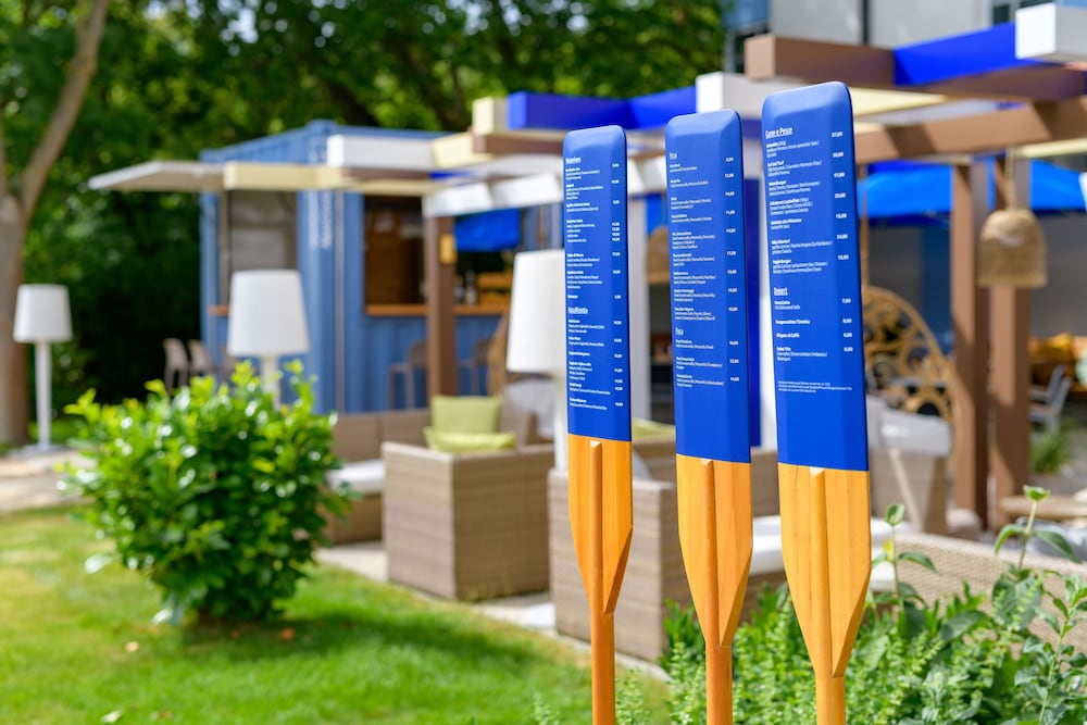 Фото Ibis Styles Regensburg Hotel