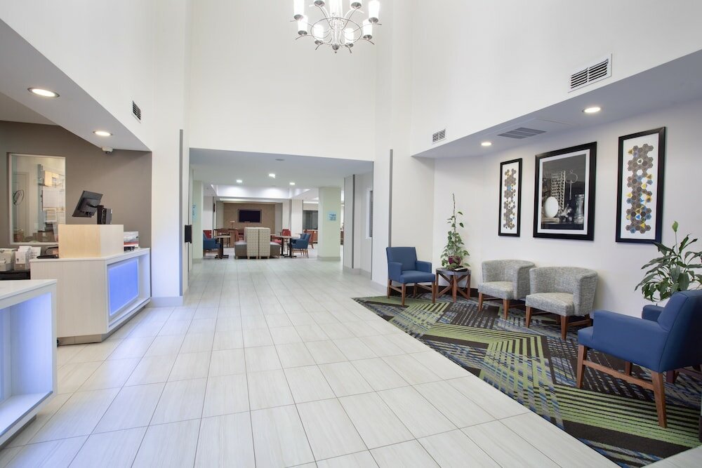 Фото Holiday Inn Express Yreka-Shasta Area, an Ihg Hotel