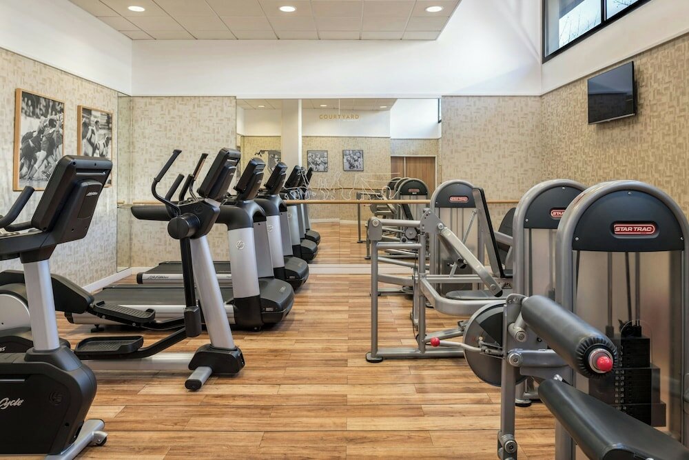 Фото Courtyard by Marriott Paris La Defense West - Colombes