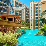 Atlantis Condo & Water Park Pattaya by the Sea