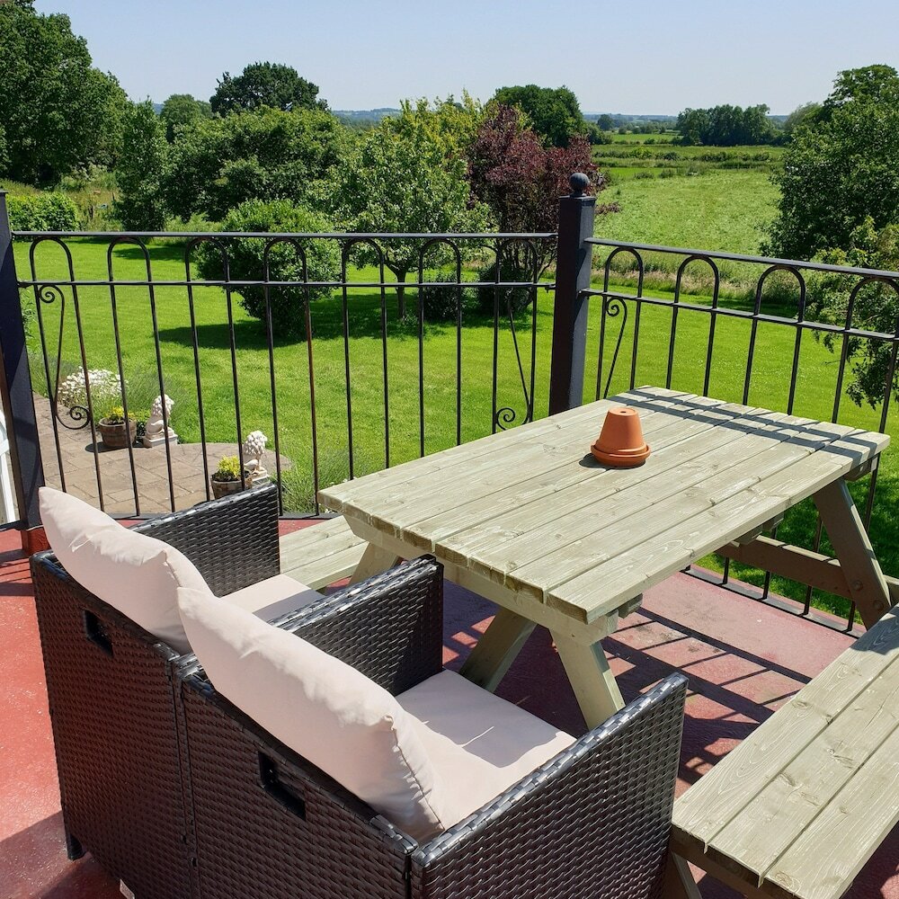 Фото The Moorhead Bed & Breakfast