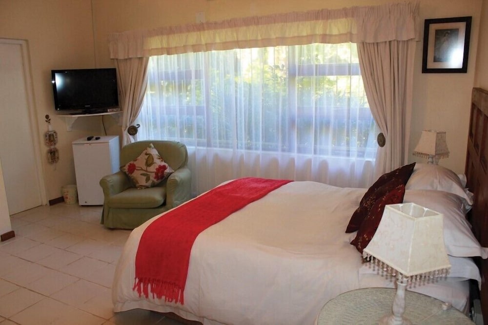Фото The Guest House Pongola