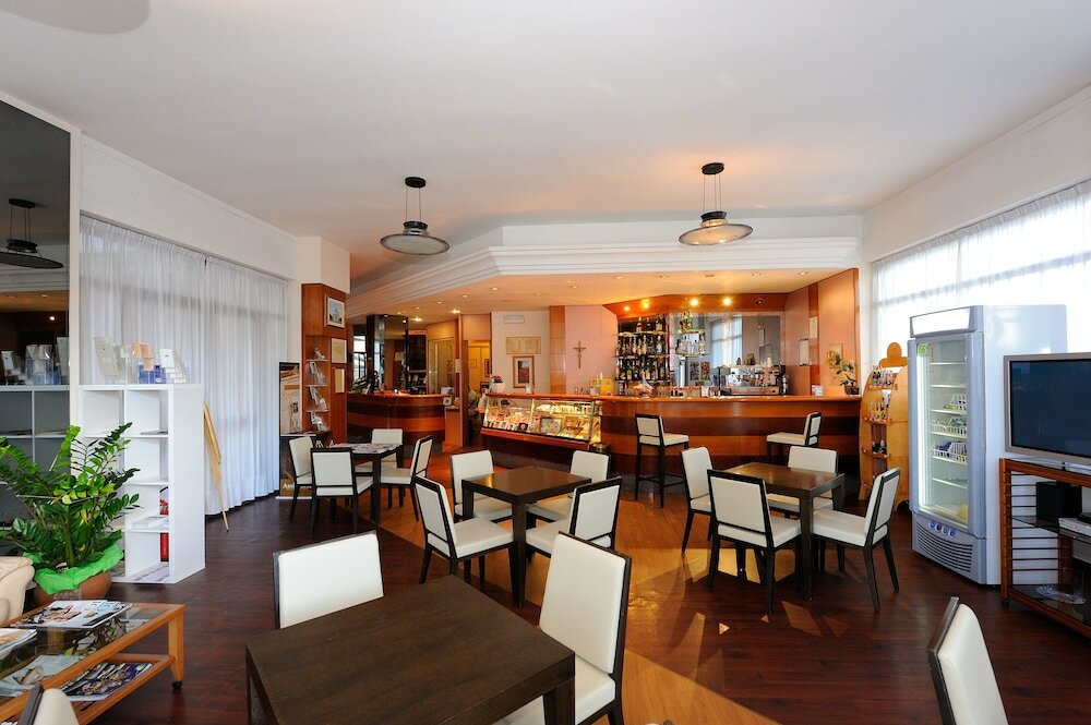 Фото Hotel Frate Sole