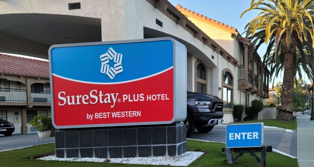 Фото SureStay Plus by Best Western Santa Clara Silicon Valley