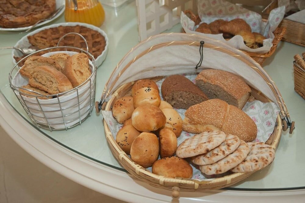 Фото Hotel Kalafati