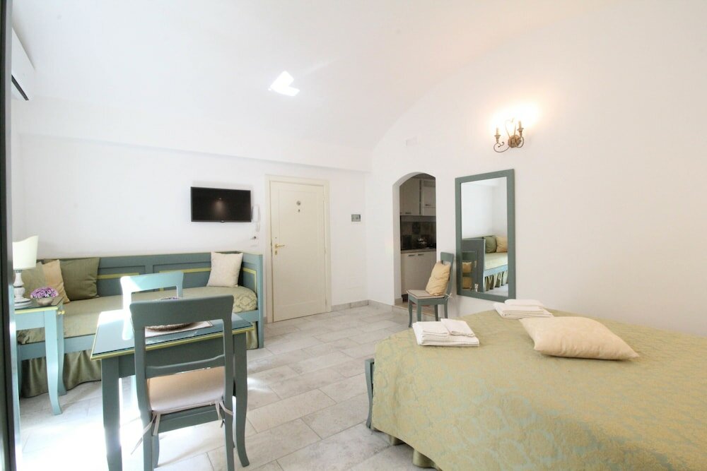 Фото Duomo Gallipoli B&b and Apartments