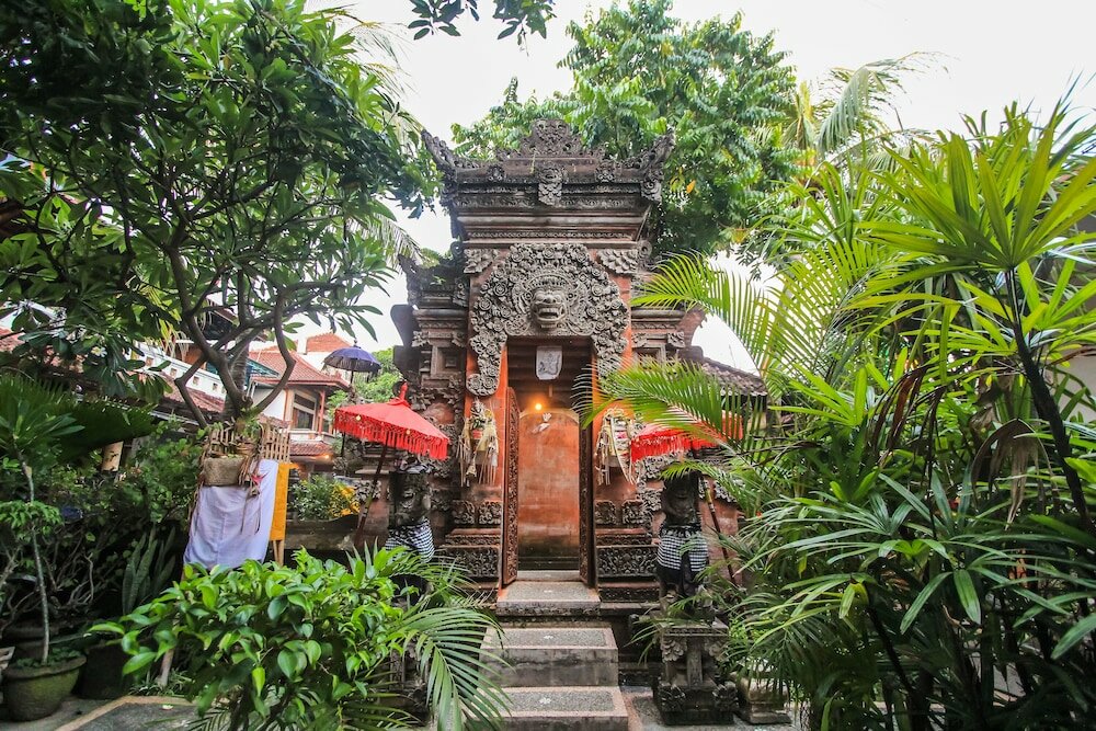 Фото Legian Village Hotel