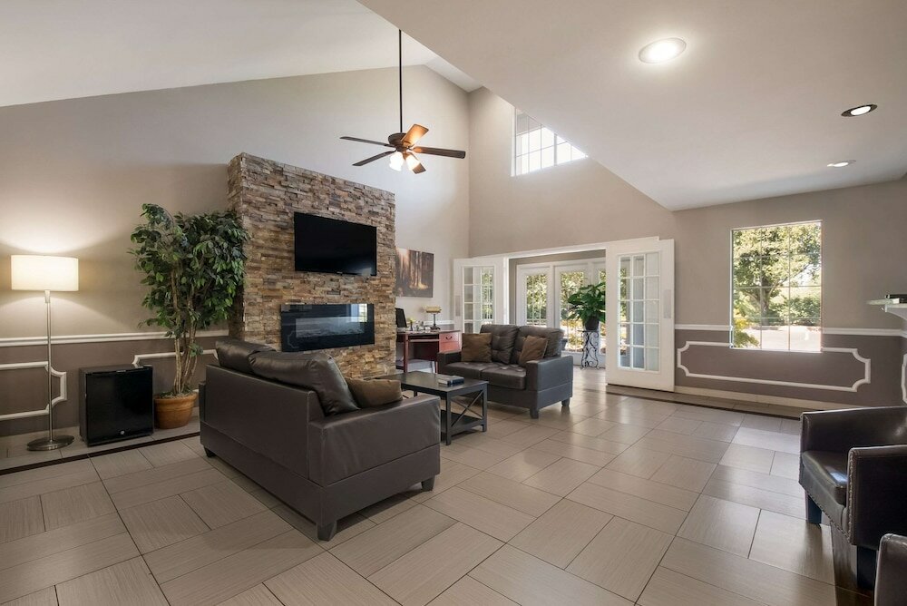 Фото Quality Inn Decherd Winchester