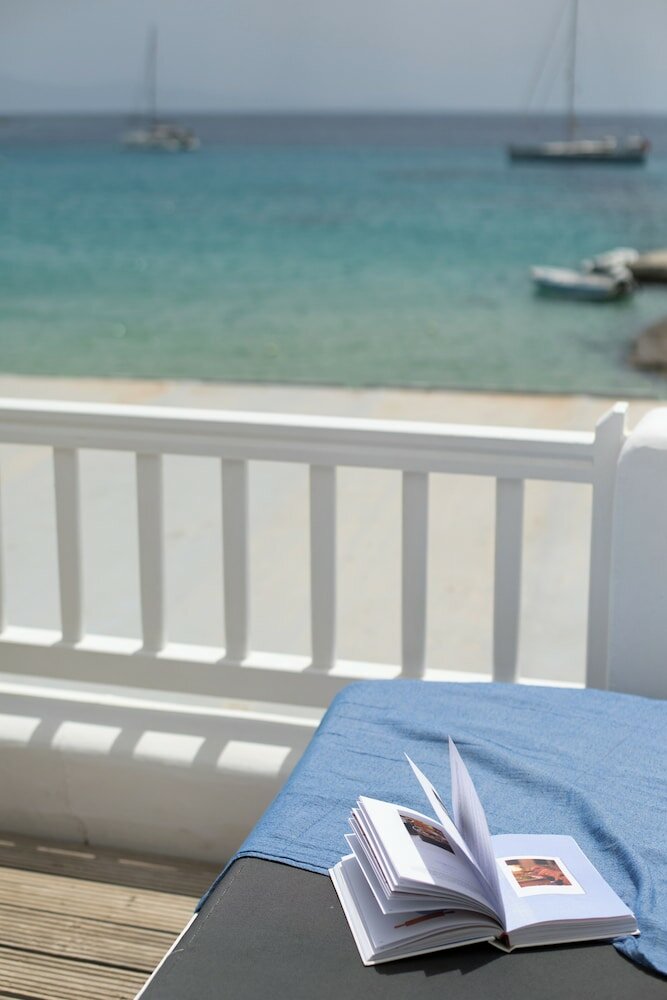 Фото Acrogiali Beachfront Hotel