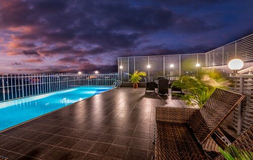 Long Beach Hotel