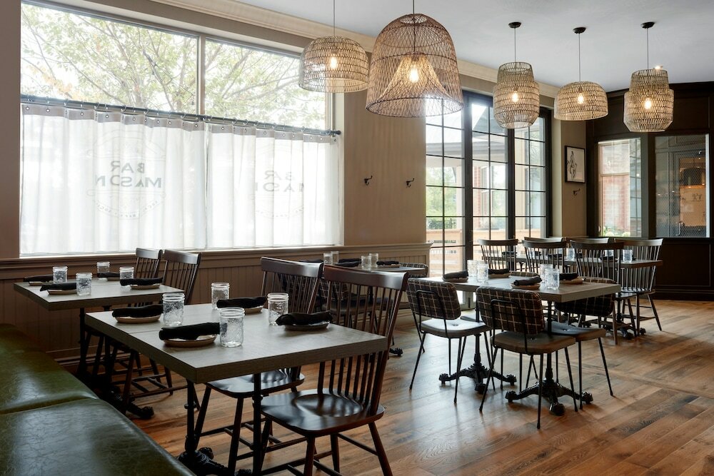 Фото Delta Hotels by Marriott Guelph Conference Centre