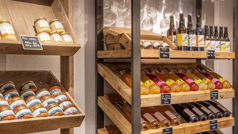 Фото The Originals City, Angers Sud – Le Village 49