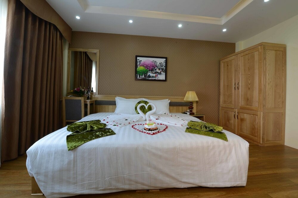 Фото Blue Hanoi Inn Hotel